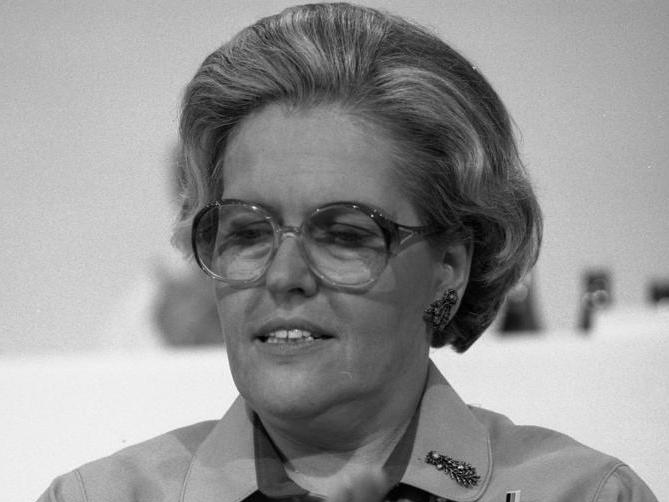 26. Bundesparteitag der CDU in der Friedrich-Ebert-Halle in Ludwigshafen
[Laurien]
23.-25.10.1978